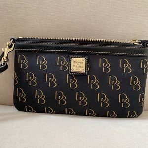 Wristlet